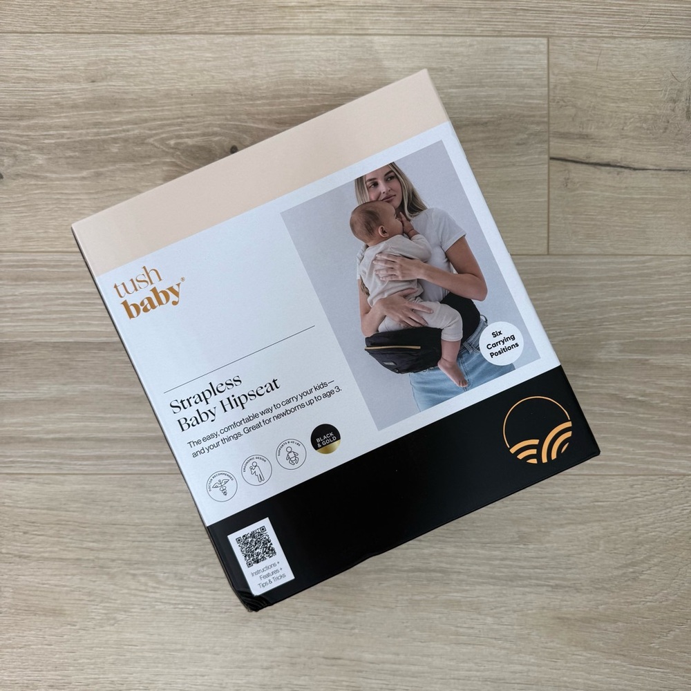 NEW Black & Gold Tushbaby Strapless Baby Hipseat